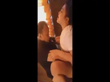 Chú bảo vệ nứng quá đè nhân viên ra địt Chú bảo vệ nứng quá đè nhân viên ra địt